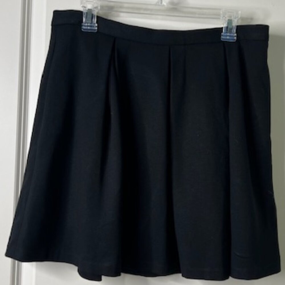 Vince Camuto 12P - Black skirt